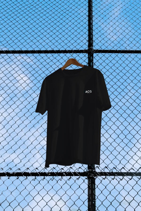 schwarzes t-shirt